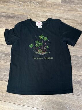 Quacker Factory Black Tee with Green Palm Tree Design